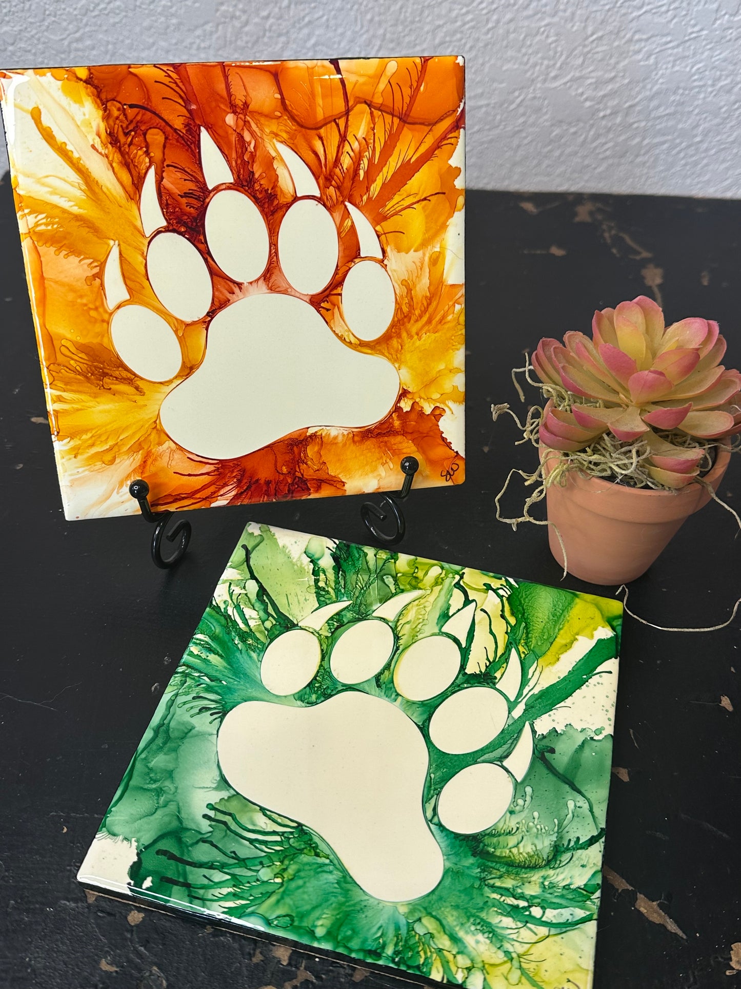 Wyoming Handpainted Hotplates- Set of 2