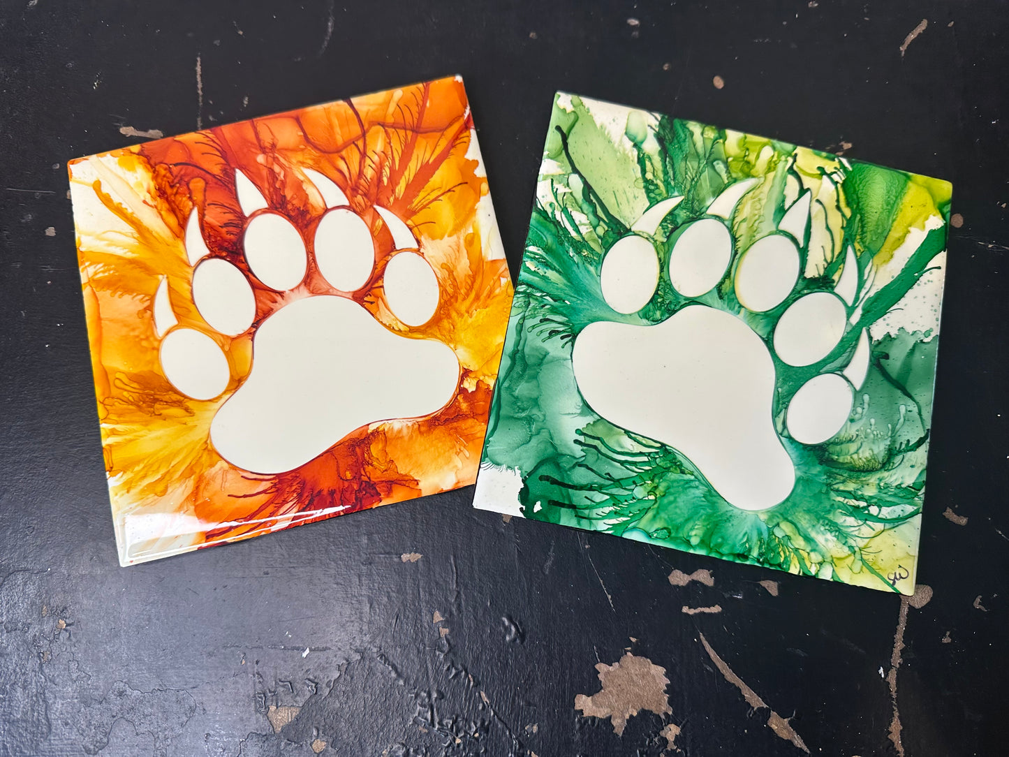 Wyoming Handpainted Hotplates- Set of 2