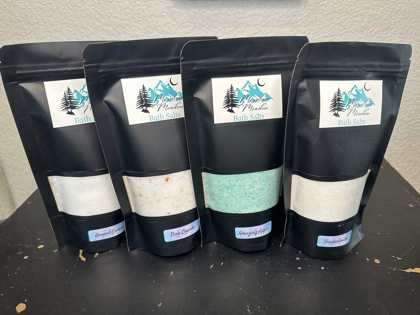 Mountain Meadows Bath Salts ~ Snickerdoodle