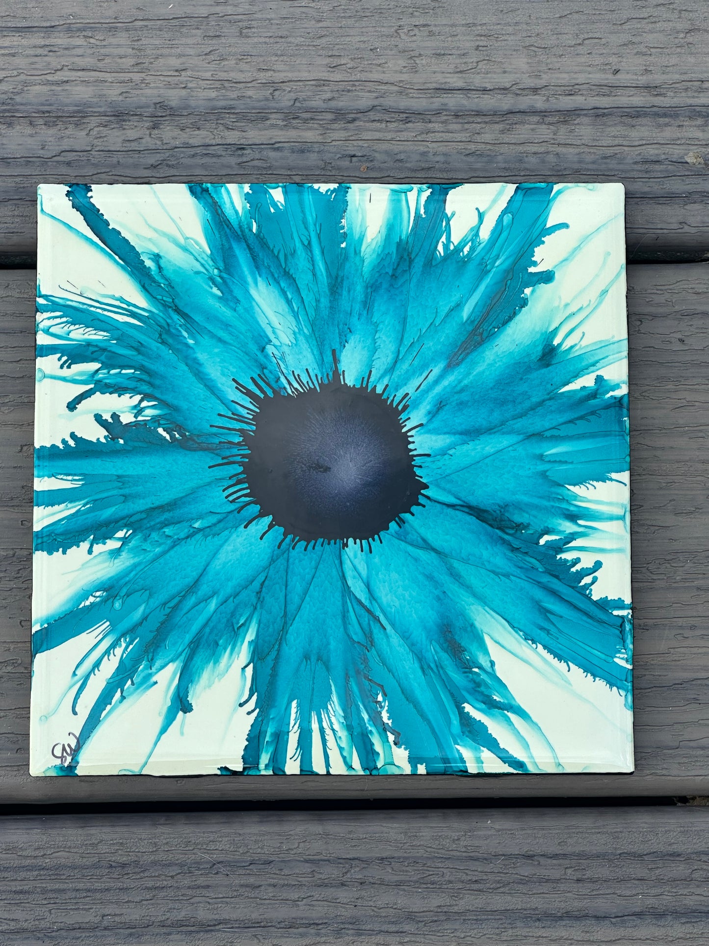 Handpainted Hotplate ~ Flower