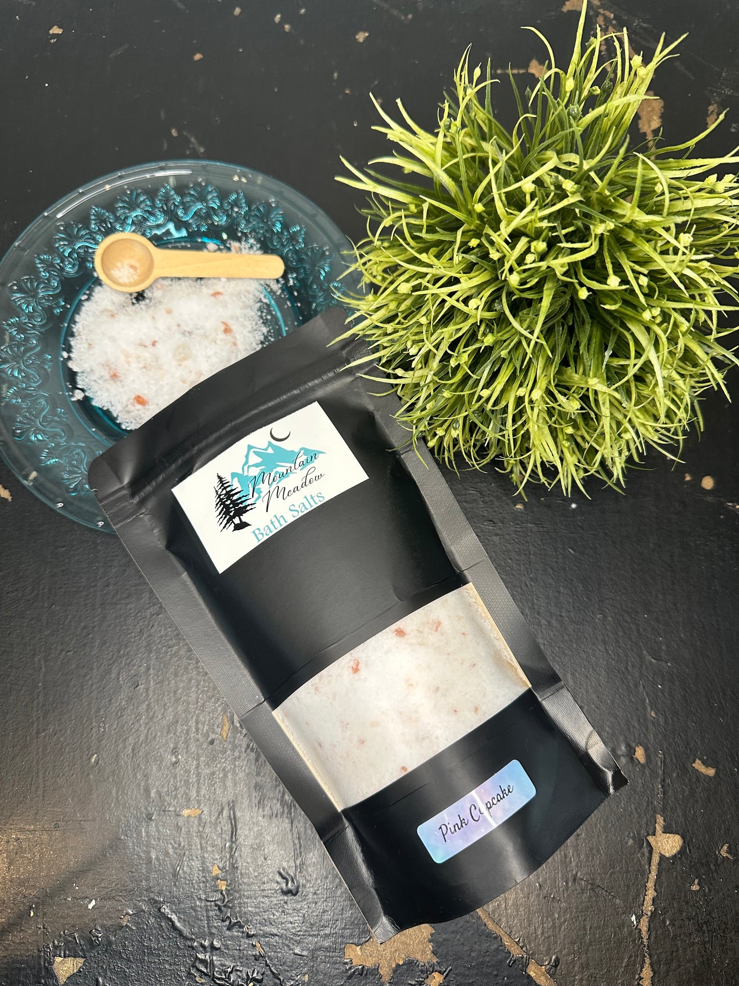 Mountain Meadows Bath Salts ~ Pink Cupcake