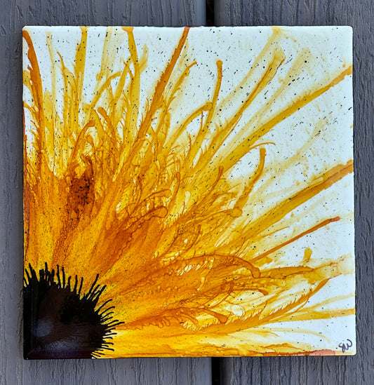 Handpainted Hotplate ~ Flower