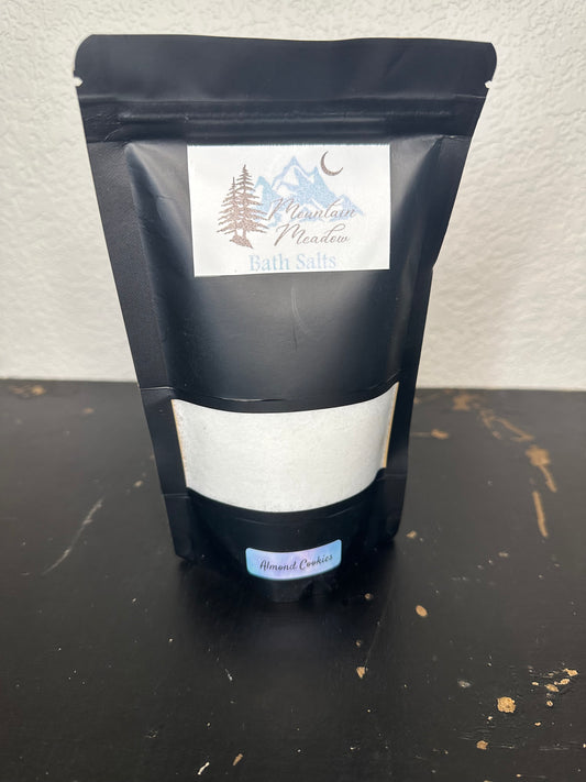 Mountain Meadows Bath Salts ~ Almond Cookies